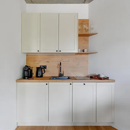 T8- Tetmajera 4* غدينيا