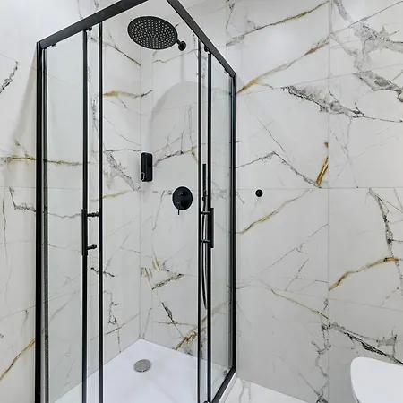 T8- Tetmajera بيت ضيافة غدينيا