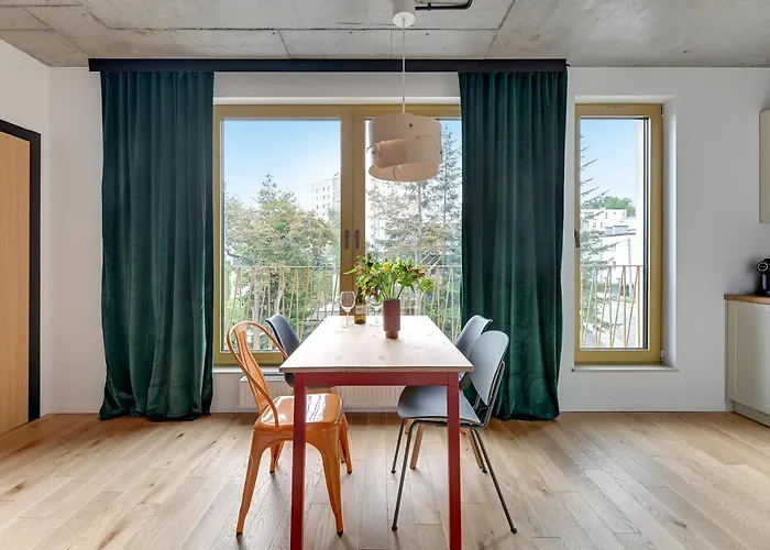 Gasthuis T8- Tetmajera 4*