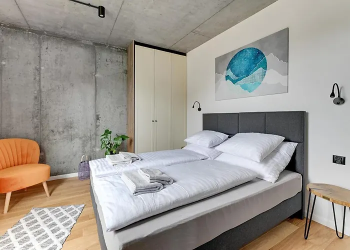 T8- Tetmajera Gasthuis 4*