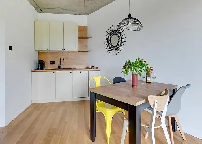 T8- Tetmajera Affittacamere 4*