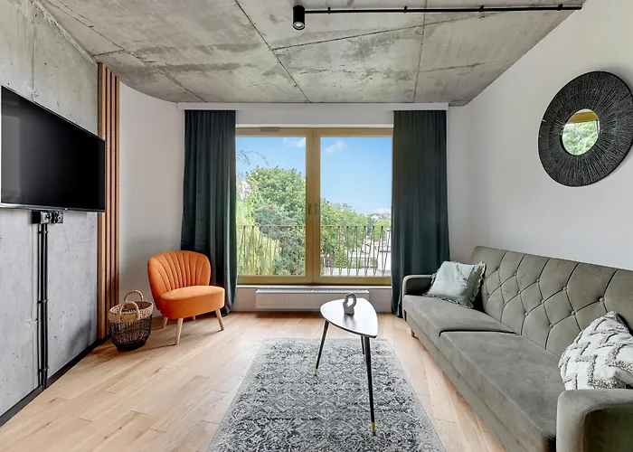 Gasthuis T8- Tetmajera 4*